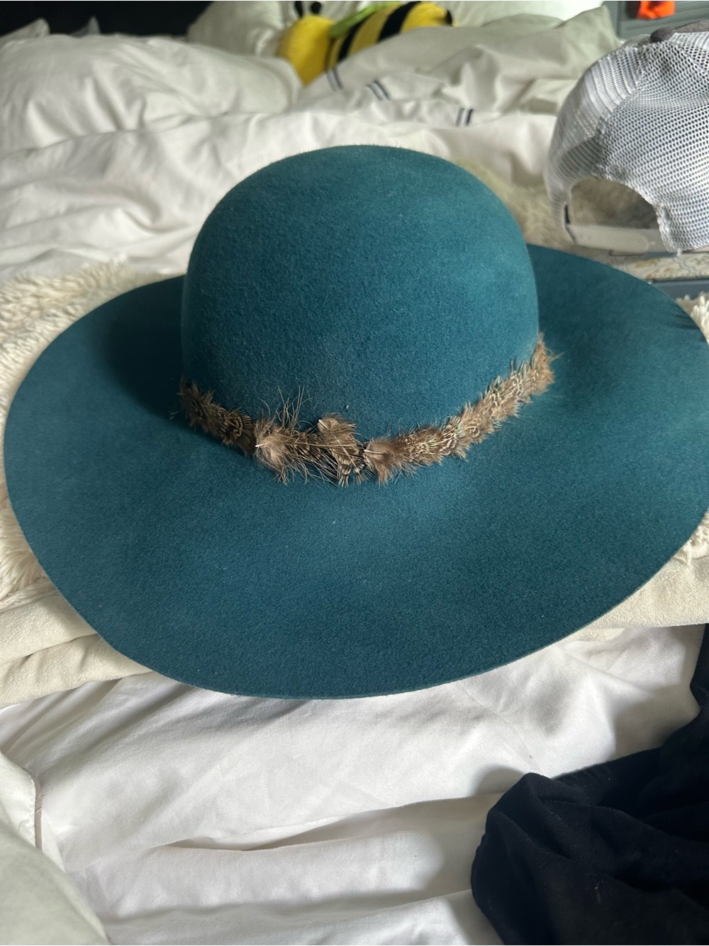 Lovely Bird Teal Blue 100% Wool Wide Brim Hat Feather Band